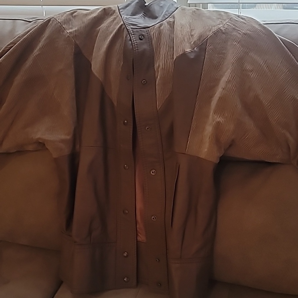 Faux Leather Brown Jacket Size Med - Picture 8 of 8
